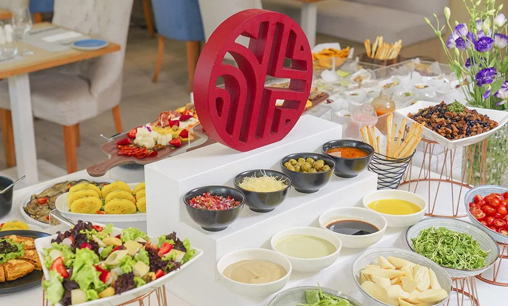 HOTELERIA-HOME-NH-Collection-Plaza-Santiago-Lazy-Brunch-chefandhotel
